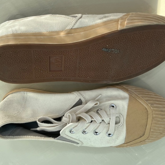 Ivory-ish sneakers from Zara - Picture 3 of 9